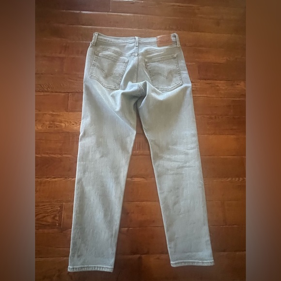 Levi's Jeans High Waist Straight Leg Light Blue Wash Size 29 - Picture 12 of 16